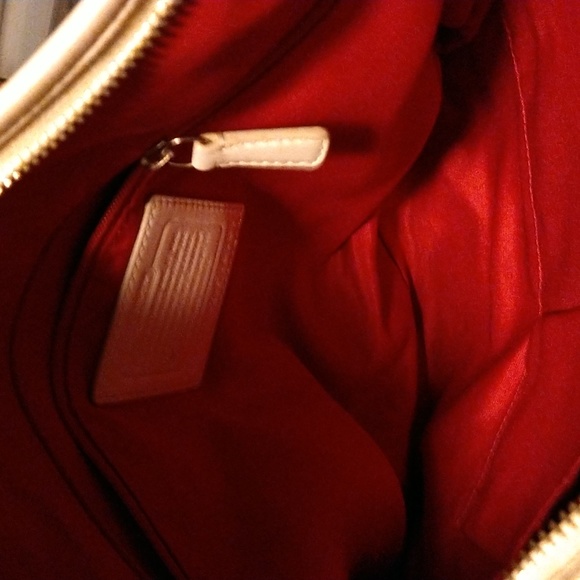 VGUC. Coach signature circle C gray and white shoulder bag. - Picture 14 of 16